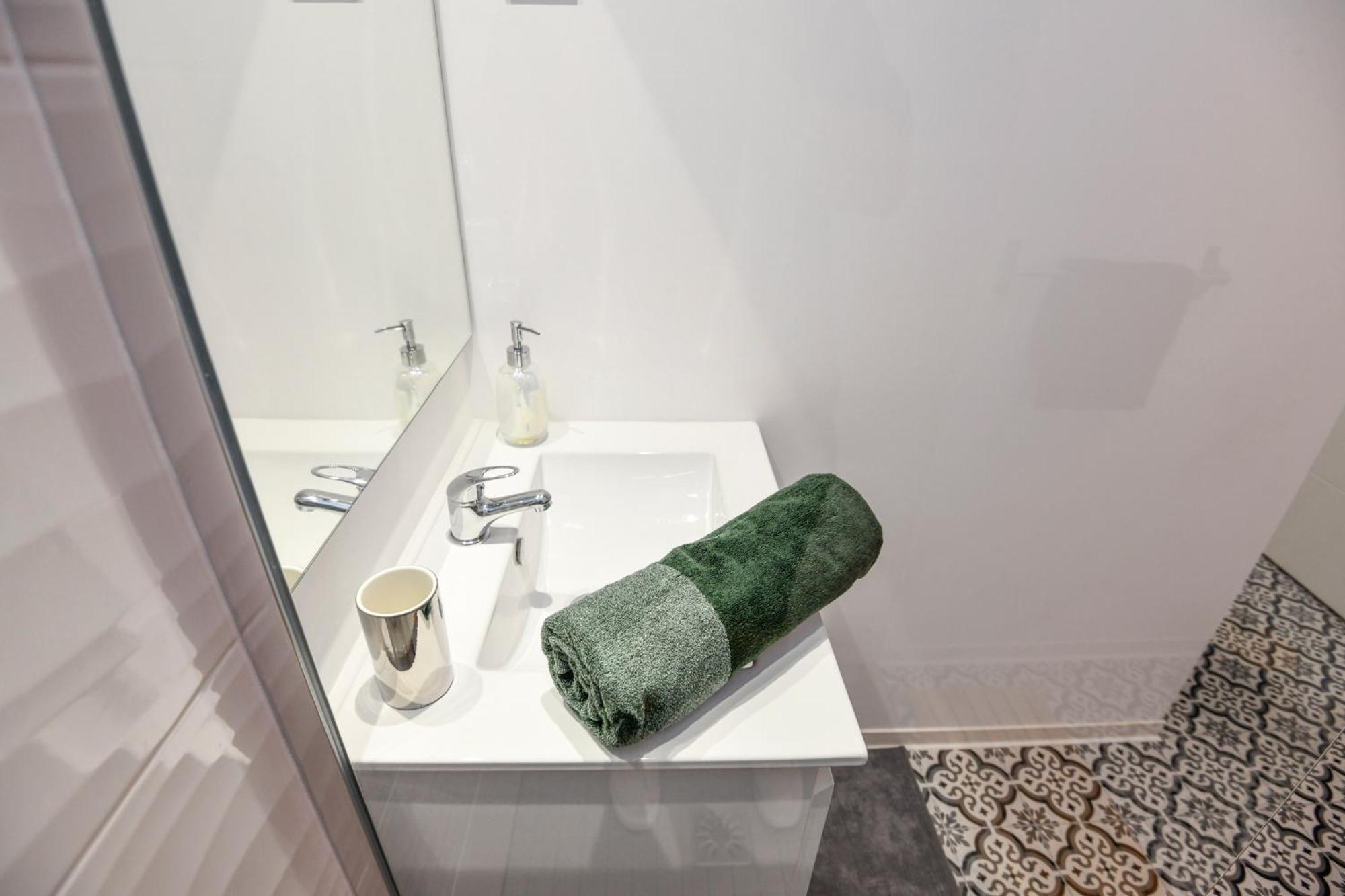 Studio Magda - Fibre Et Tv - Calme Et Confortable Saint-Quentin  Eksteriør billede